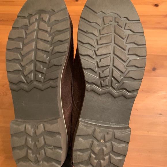 Shoes - Picture 3 of 3